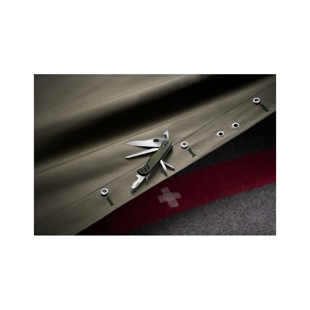 Victorinox - Swiss Army Pocket Knife - 0.8461.MWCH - Victorinox